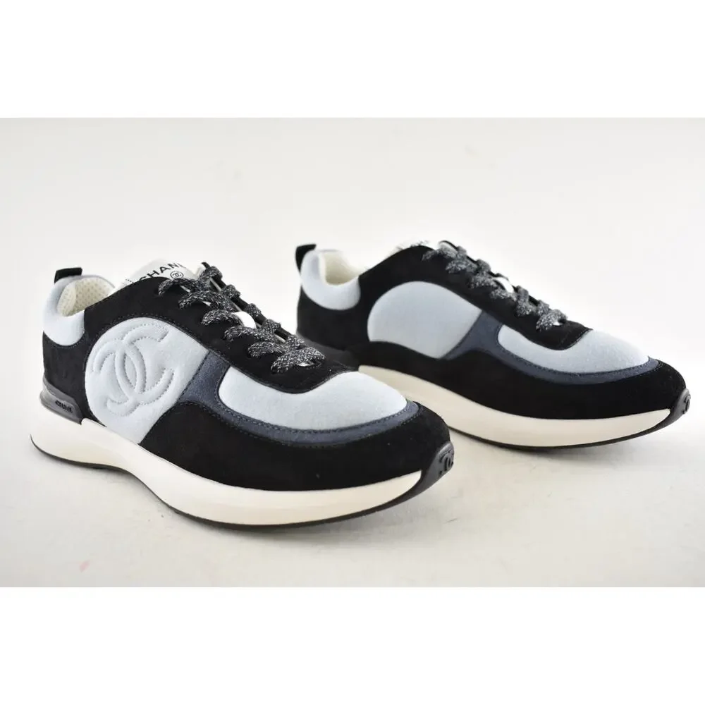 Chanel 22B Black Blue White CC Logo Suede Lace Up Flat Runner Trainer Sneaker 40
